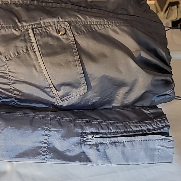 1 LEFT (M) Metallic Gray Techware - Classic Sports Nylon Rain Coat - Picture 3 of 10